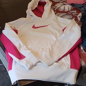 Nike pullover
